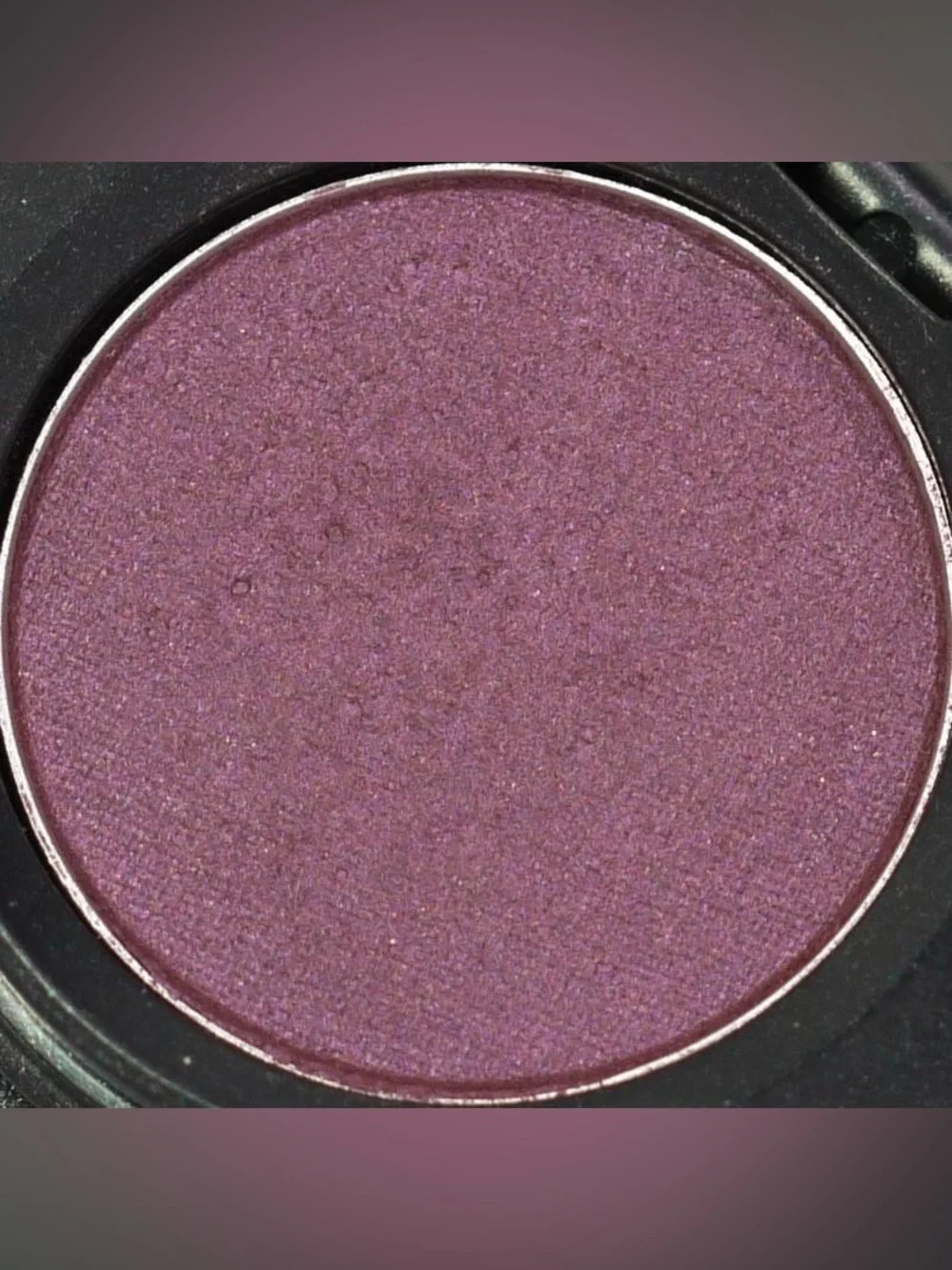 MAC Cosmetics Frost Eyeshadow Single - Nocturnelle